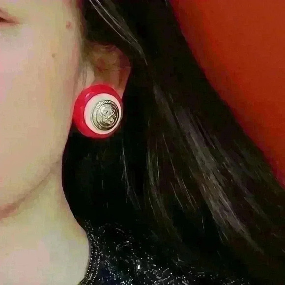 Vintage boat anchor  earrings red white gold colors - Picture 4 of 13